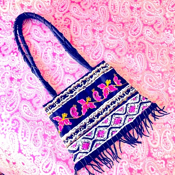 Made in Bali Handbags - ♟Beaded Bag ~